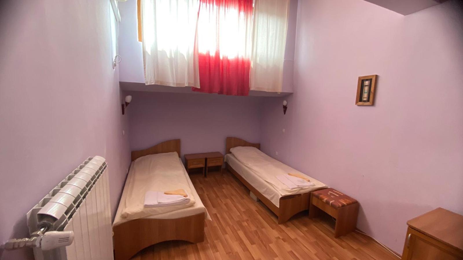 Хотел Галина Палас Srem Room photo